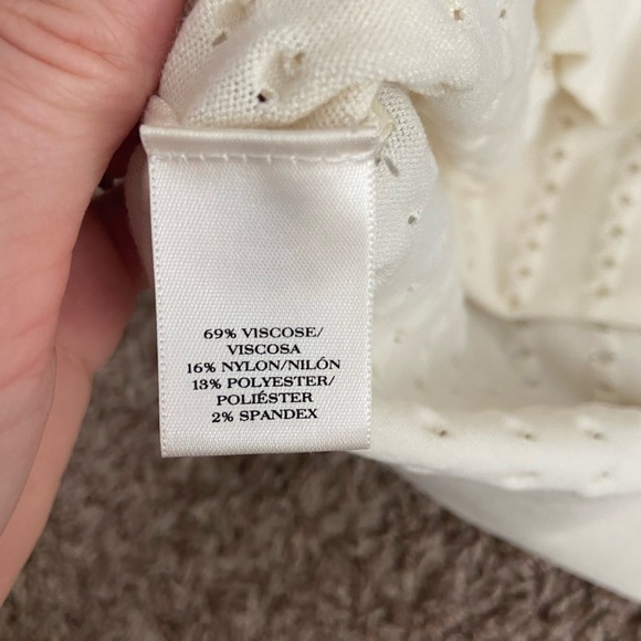 Ann Taylor Viscose Womens Shabby Blouse Size Small - Picture 9 of 9